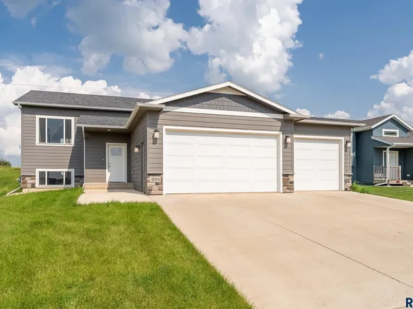 4004 S Pisidian Ave, Sioux Falls, SD 57110