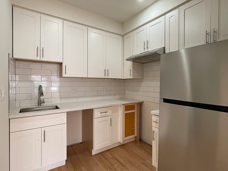 750 Presidio Ave #305 — Photo 5
