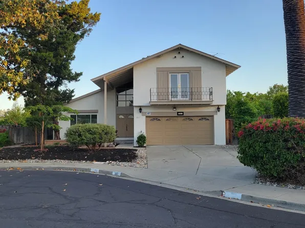 861 Saint John Cir, Concord, CA 94518