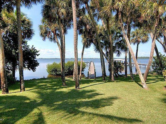 3rd image of 8010 Highway A1a