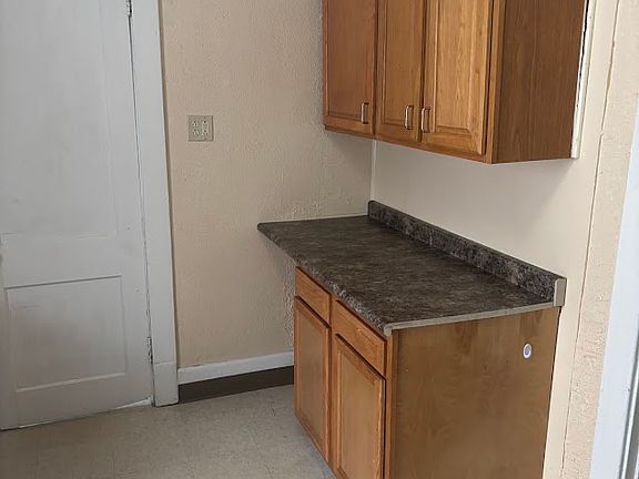 4th image of 1062 E 28th St Fl 2nd