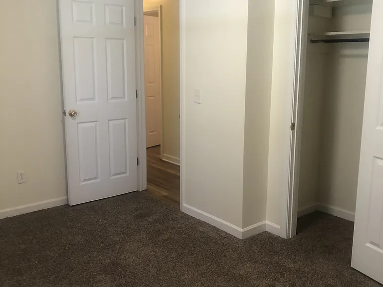1610 Hanson St — Photo 9