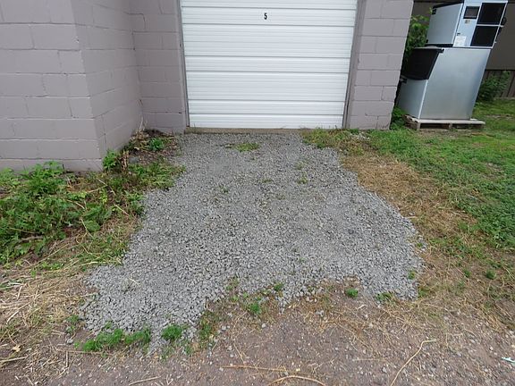 3rd image of 307 Main St E #5
