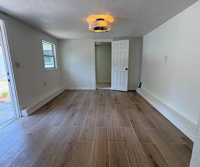 2817 Durham St #2 — Photo 3