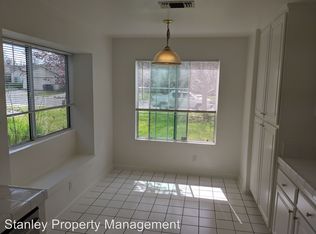 6351 Fieldale Dr, Elk Grove, CA 95758