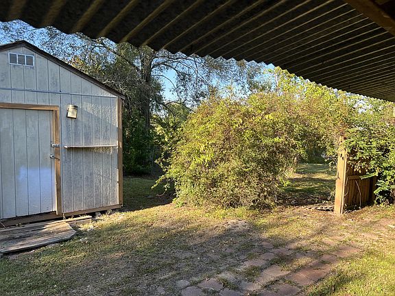 3rd image of 107 Forest Dr #B-1