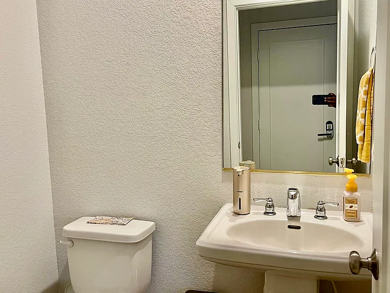 9107 Brixham Dr — Photo 14
