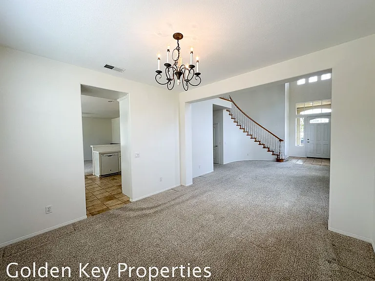 1188 Abelia Ave — Photo 9