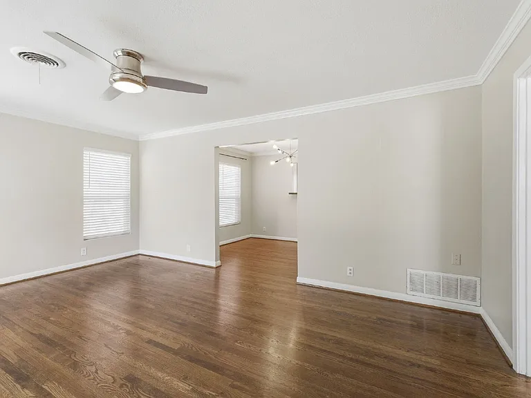4108 Locke Ave — Photo 7