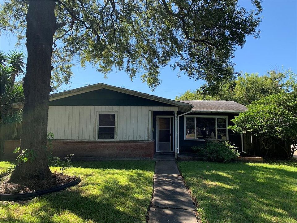 1st image of 2901-2901 Patricia St