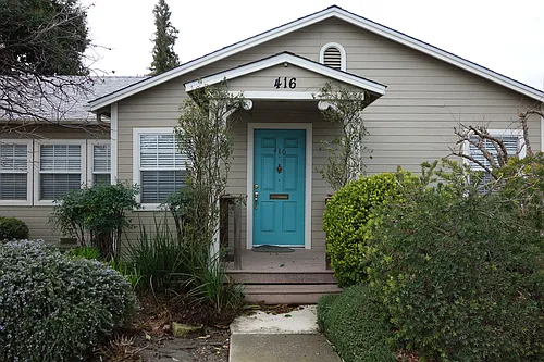 416 2nd St Photo 1