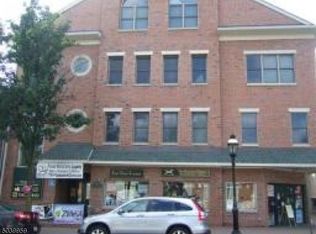 29 Alden St APT 2E, Cranford, NJ 07016