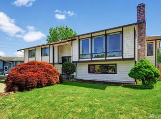 2405 SE 21st St, Renton, WA 98055