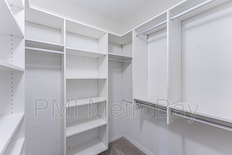 1st image of 10525 Lake Montauk Dr