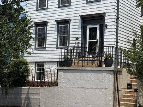 309 Princess Anne St, Fredericksburg, VA 22401