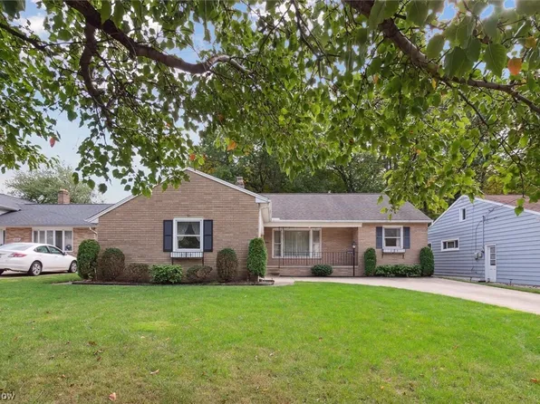 25630 Breckenridge Dr, Euclid, OH 44117