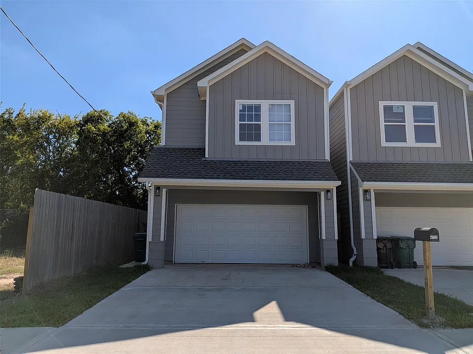 4720 Hare St