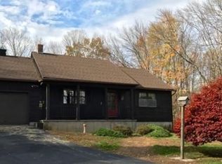 89 Bliss St, Northampton, MA 01062