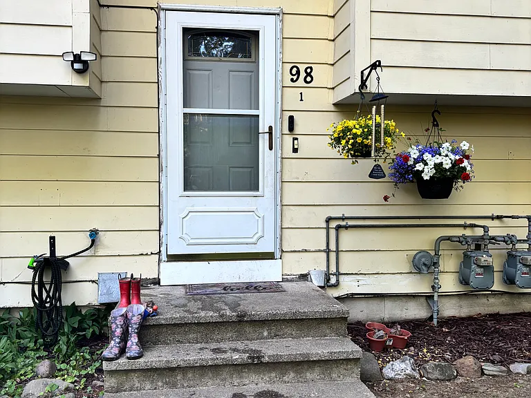 98 Church Rd #A — Photo 9
