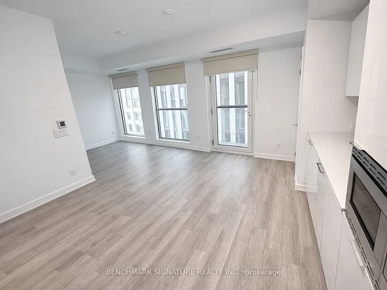 121 Saint Patrick St #517 — Photo 2