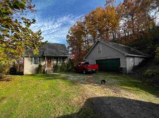 16400 Bowling Dr, Catlettsburg, KY 41129