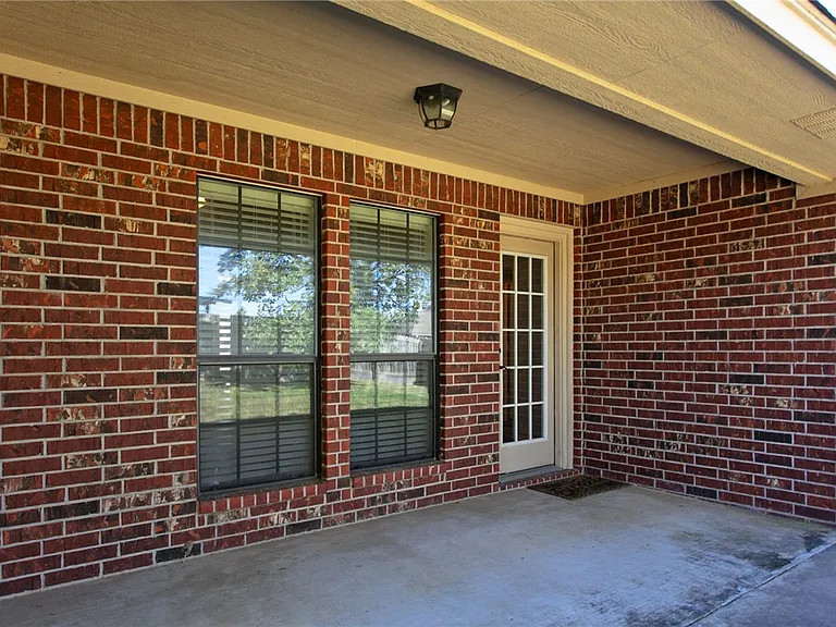 1101 Pamplin Ct — Photo 31