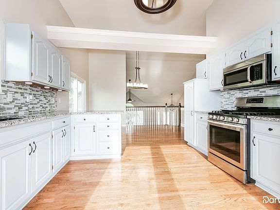 3rd image of 5417 NE Sunshine Dr