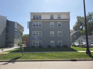 503 E White St #9, Champaign, IL 61820