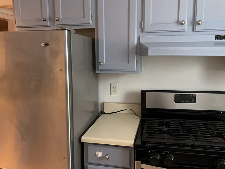 601 Demong Dr — Photo 4