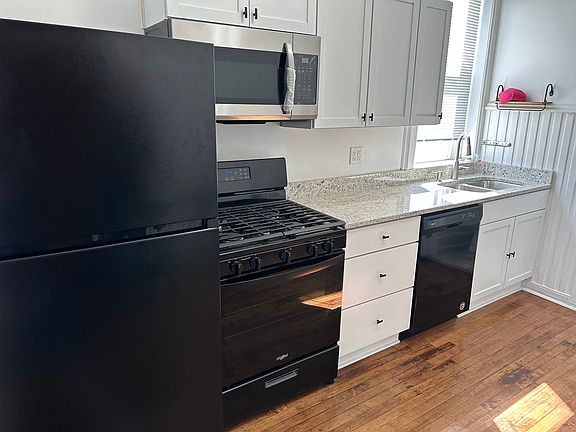 3rd image of 3132 W Washington Blvd #1