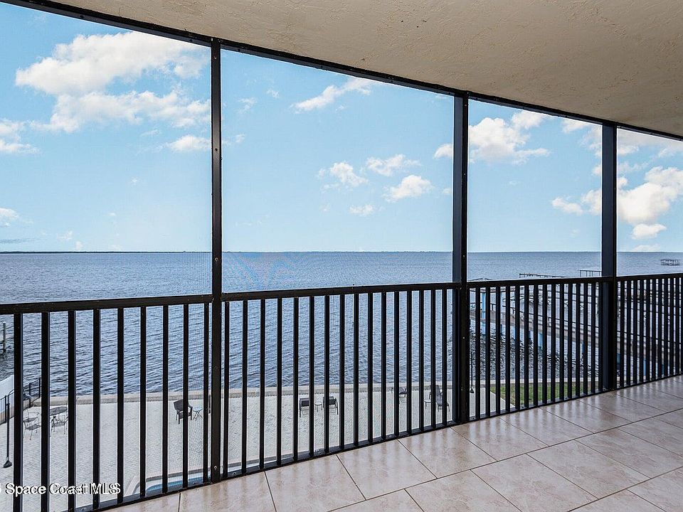 1st image of 525 Indian River Ave SE #303