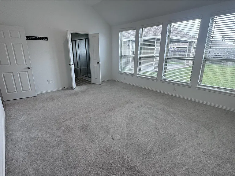 15746 Harding Bend Dr — Photo 6