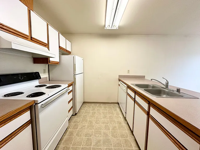 808 Juniper Ave — Photo 5