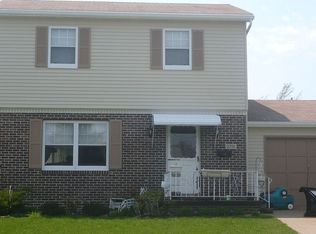 2710 Pebble Dr, Erie, PA 16508