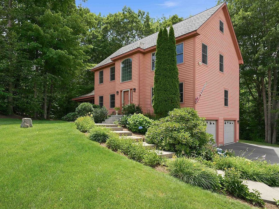 1st image of 40 Lakewood Drive