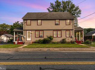 319 & 321 W Main St, New Bloomfield, PA 17068