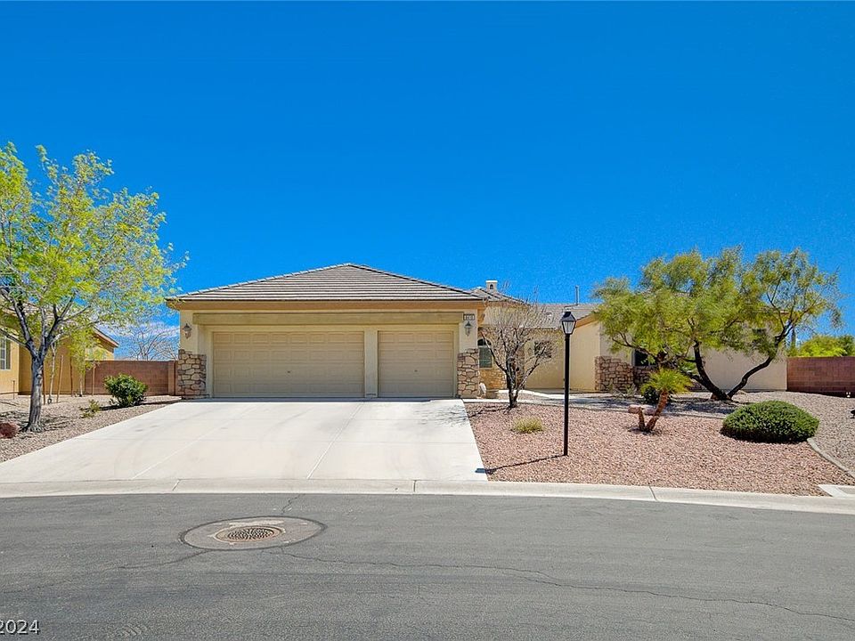 1st image of 8410 Tevere Valley St