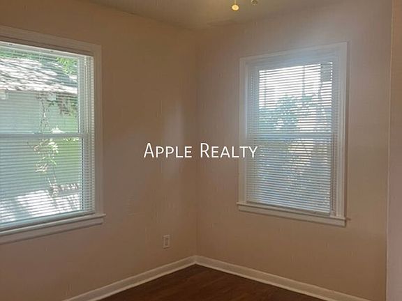 5th image of 907 Iredell St