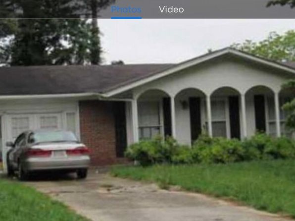 401 Pinelea Rd