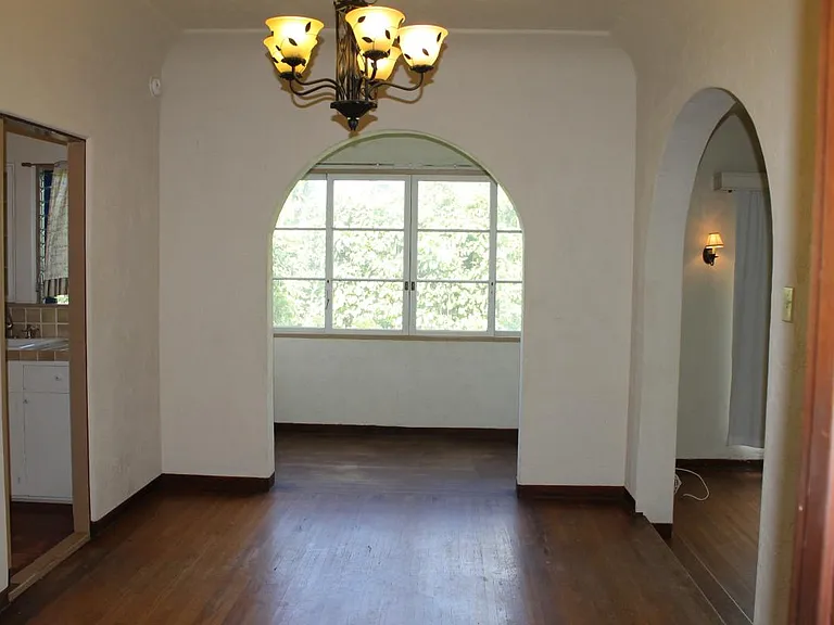 Dining room. kitchen to left, living right and nook ahead