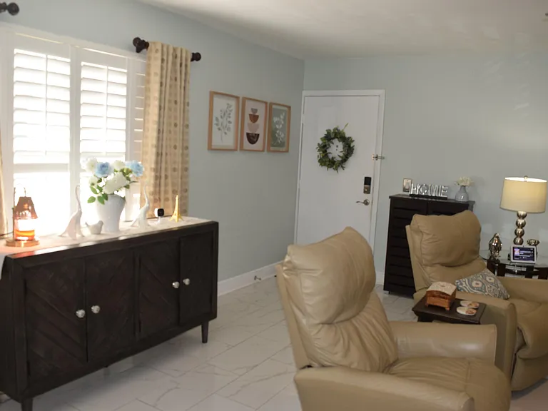 1 Lake Vista Trl #201 — Photo 7