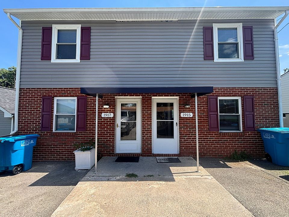 1st image of 1917 Wallace Ave NE
