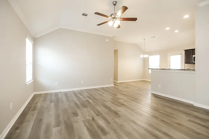 16707 Highland Villa Ln — Photo 3