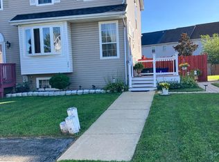244 Auckland Dr, Newark, DE 19702