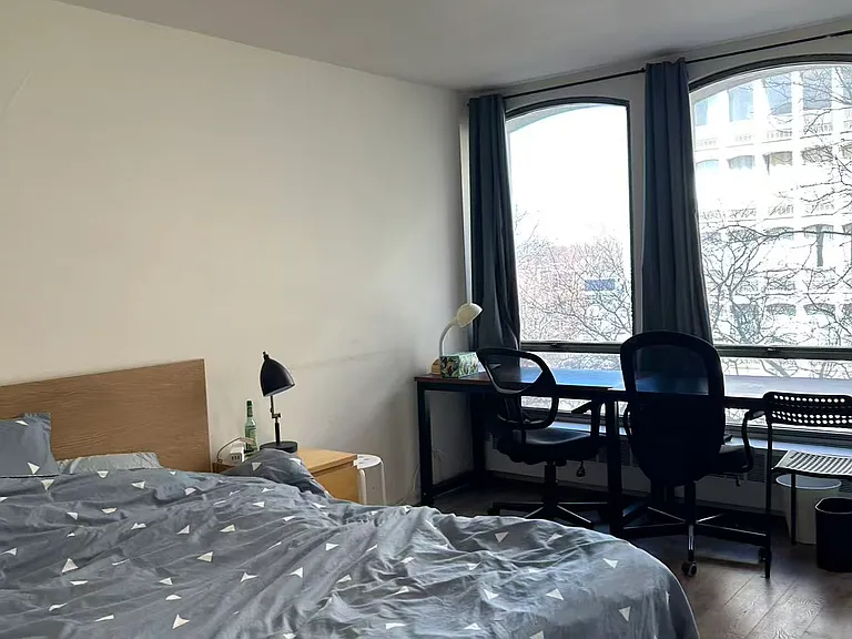 1400 E 55th Pl #403S — Photo 3