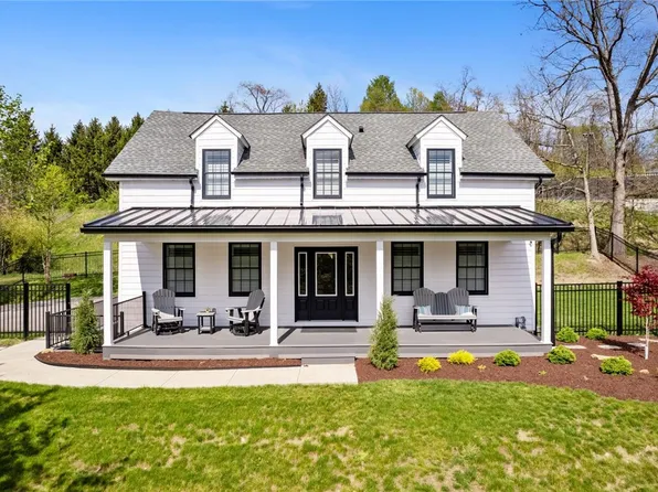 390 Old Gilkeson Rd, Pittsburgh, PA 15228