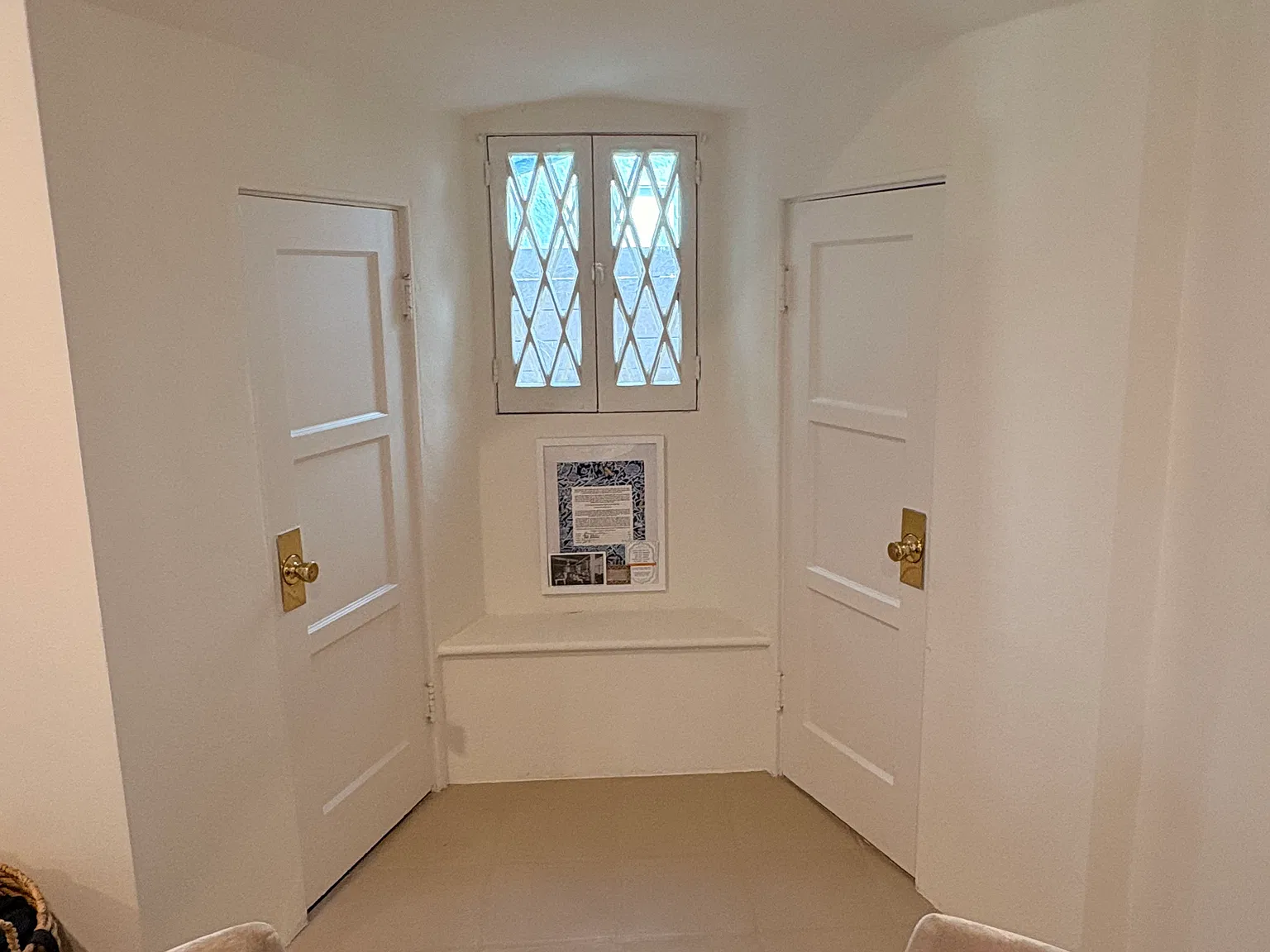 3 bed, 2.5 bath, 2260 sqft, $6,495 — Photo 3