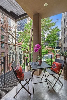 Rented by Liss Real Estate Group LLC | media 6