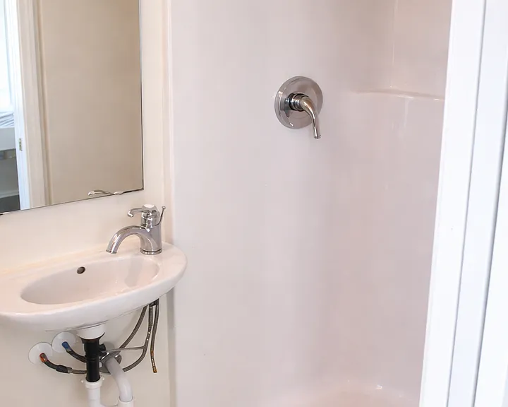 Videre - Courtyard Studios on Cap Hill! — Photo 18