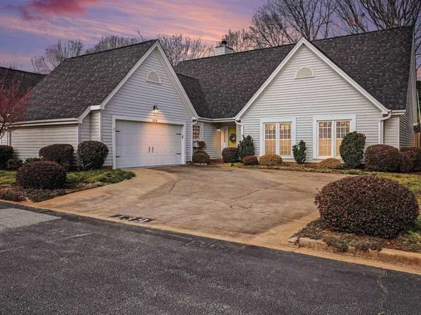 139 Forest Lake Dr, Simpsonville, SC 29681